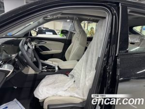 Audi Q5 40 TDI 4WD S Line Sportback 2025 года из Южной Кореи
