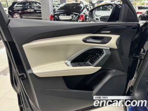 Audi Q5 40 TDI 4WD S Line Sportback 2025 года из Южной Кореи