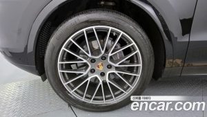 Porsche Cayenne 3.0 2023 года из Южной Кореи
