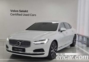 Volvo S90 B5 ULTIMATE Bright 2024 года из Южной Кореи