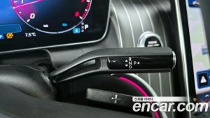 Mercedes-Benz GLC-Class GLC300 4MATIC Avantgarde Coupe 2025 года из Южной Кореи