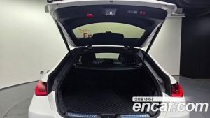 Mercedes-Benz GLC-Class GLC300 4MATIC Avantgarde Coupe 2025 года из Южной Кореи