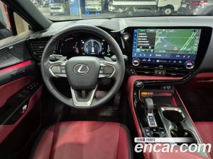 Lexus NX Luxury 2025 года из Южной Кореи