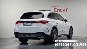 Mercedes-Benz GLC-Class GLC300 4MATIC AMG Line 2023 года из Южной Кореи