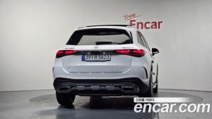 Mercedes-Benz GLC-Class GLC300 4MATIC AMG Line 2023 года из Южной Кореи