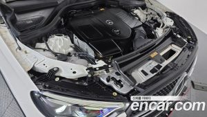 Mercedes-Benz GLC-Class GLC300 4MATIC AMG Line 2023 года из Южной Кореи