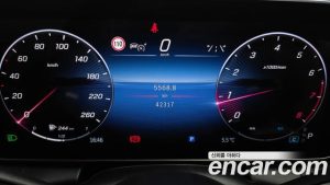 Mercedes-Benz GLC-Class GLC300 4MATIC AMG Line 2023 года из Южной Кореи