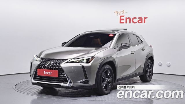 Lexus UX 2.0 2WD 2025 года из Кореи