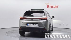 Lexus UX 2.0 2WD 2025 года из Южной Кореи