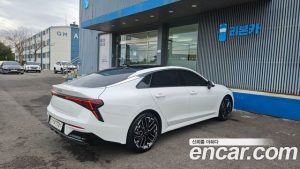 Kia K5 1.6 Turbo 2025 года из Южной Кореи