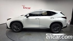 Lexus NX Premium 2025 года из Южной Кореи