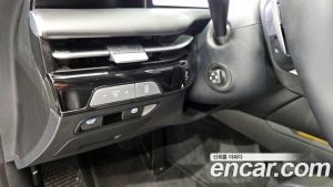 Genesis G80 Бензин 2.5 Turbo AWD 2025 года из Южной Кореи