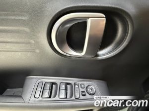 Hyundai Casper Turbo D ESSENTIAL 2024 года из Южной Кореи