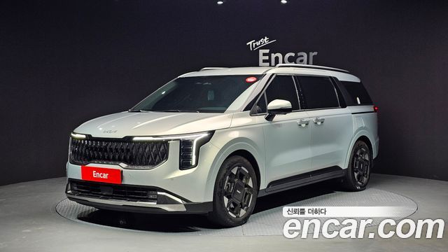 Kia Canival 9-Seater Signature 2025 года из Кореи
