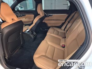 Volvo S90 B5 ULTIMATE Bright 2024 года из Южной Кореи