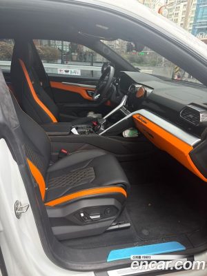 Lamborghini Urus 4.0 V8 S 2024 года из Южной Кореи