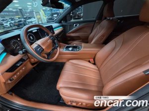 Kia K8 Noblesse 2025 года из Южной Кореи