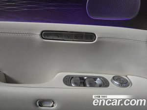 Genesis G90 Бензин 3.5 Turbo e-S/C AWD 2025 года из Южной Кореи