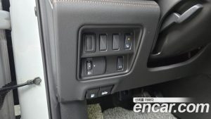 Renault-KoreaSamsung QM6 2.0 GDe Premiere 2WD 2023 года из Южной Кореи