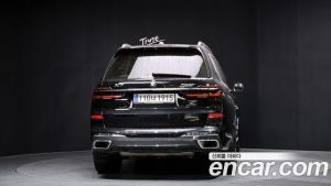 BMW X7 xDrive 40i M Sport 7-Seater 2025 года из Южной Кореи