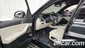 BMW X7 xDrive 40i M Sport 7-Seater 2025 года из Южной Кореи