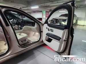 Rolls-Royce Ghost 6.7 V12 Black Badge 2023 года из Южной Кореи