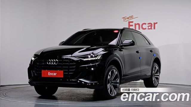 Audi Q8 55 TFSI 4WD Premium 2023 года из Кореи