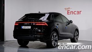Audi Q8 55 TFSI 4WD Premium 2023 года из Южной Кореи