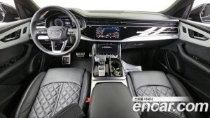 Audi Q8 55 TFSI 4WD Premium 2023 года из Южной Кореи