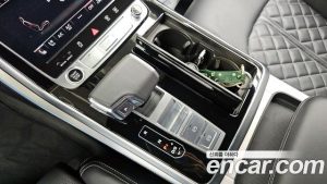 Audi Q8 55 TFSI 4WD Premium 2023 года из Южной Кореи