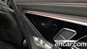 Mercedes-Benz GLC-Class AMG GLC43 4MATIC Coupe 2025 года из Южной Кореи