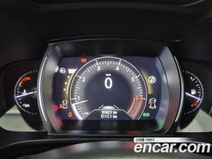 Renault-KoreaSamsung QM6 2.0 GDe LE Signature 2WD 2023 года из Южной Кореи