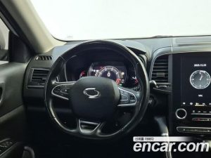Renault-KoreaSamsung QM6 2.0 GDe LE Signature 2WD 2023 года из Южной Кореи