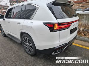 Lexus LX 700h Luxury 2025 года из Южной Кореи