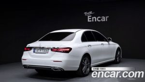 Mercedes-Benz E-Class E250 Avantgarde 2023 года из Южной Кореи