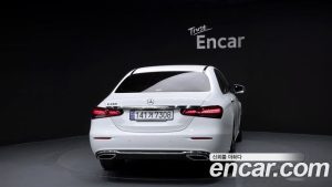 Mercedes-Benz E-Class E250 Avantgarde 2023 года из Южной Кореи