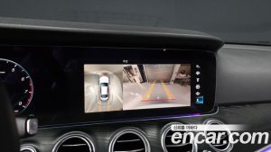 Mercedes-Benz E-Class E250 Avantgarde 2023 года из Южной Кореи
