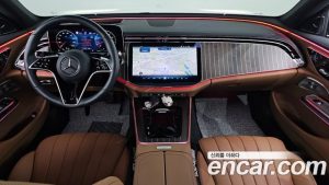 Mercedes-Benz E-Class E300 4MATIC Exclusive 2025 года из Южной Кореи