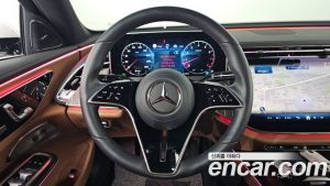 Mercedes-Benz E-Class E300 4MATIC Exclusive 2025 года из Южной Кореи
