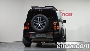 Land Rover Defender 110 P400 X 2024 года из Южной Кореи