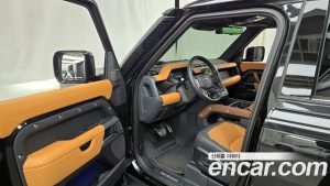 Land Rover Defender 110 P400 X 2024 года из Южной Кореи