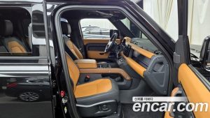 Land Rover Defender 110 P400 X 2024 года из Южной Кореи