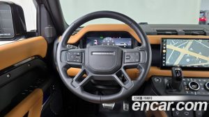 Land Rover Defender 110 P400 X 2024 года из Южной Кореи