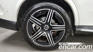 Mercedes-Benz GLC-Class GLC300 4MATIC Coupe 2024 года из Южной Кореи