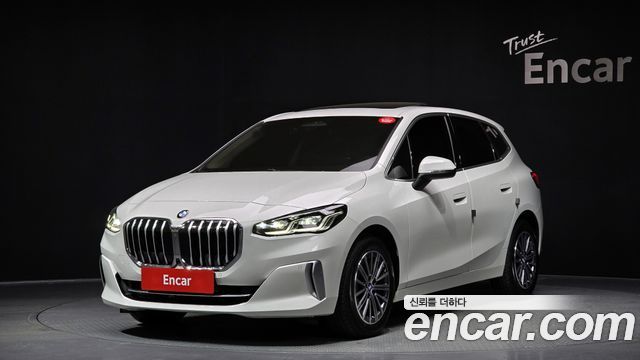 BMW 2-Series 220i Luxury 2023 года из Кореи