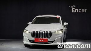 BMW 2-Series 220i Luxury 2023 года из Южной Кореи