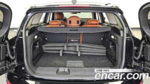 Mini Clubman CLASSIC 2024 года из Южной Кореи