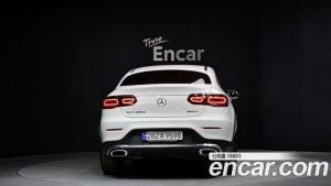 Mercedes-Benz GLC-Class GLC220 d 4MATIC Coupe 2023 года из Южной Кореи