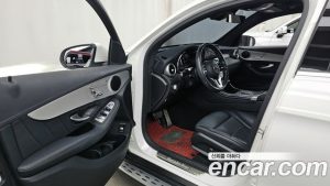 Mercedes-Benz GLC-Class GLC220 d 4MATIC Coupe 2023 года из Южной Кореи
