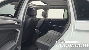 Volkswagen Tiguan 2.0 TDI Prestige 2024 года из Южной Кореи